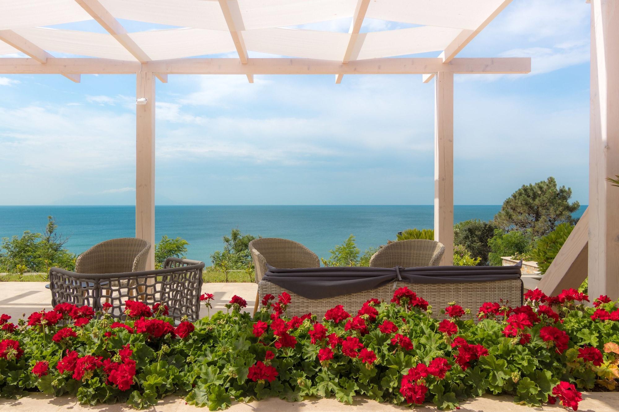 King Maron Wellness Beach Hotel Maronia Exterior photo
